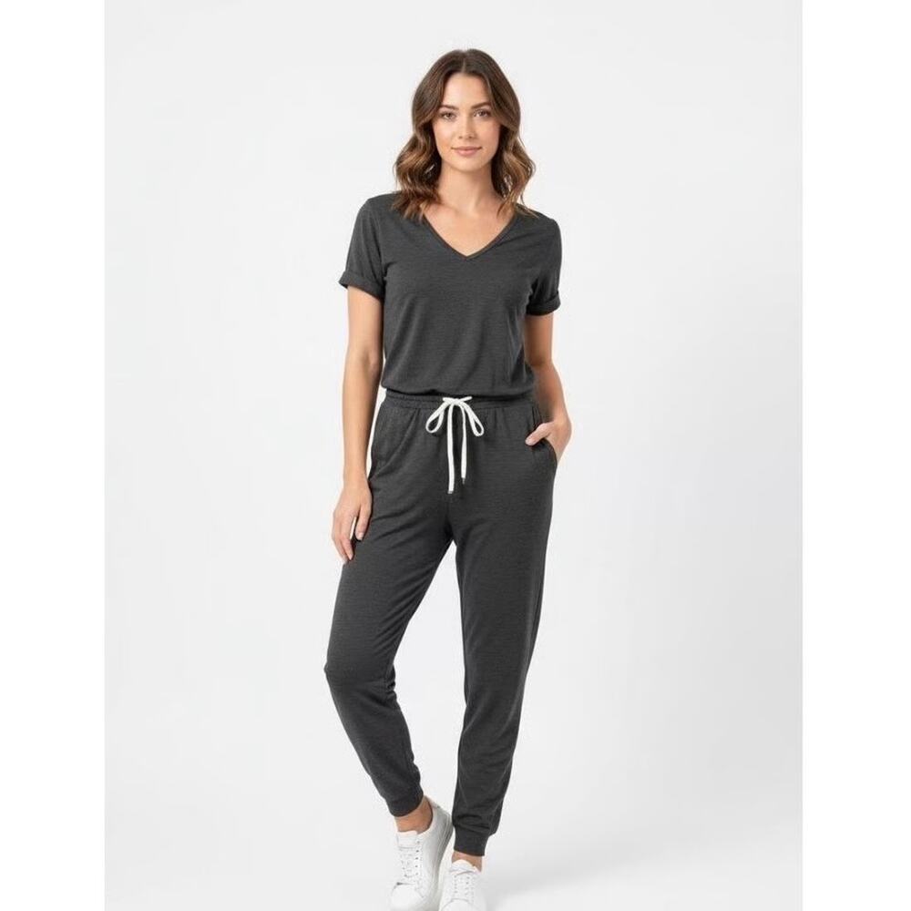 Vuori Halo Essential Jumpsuit Charcoal Grey